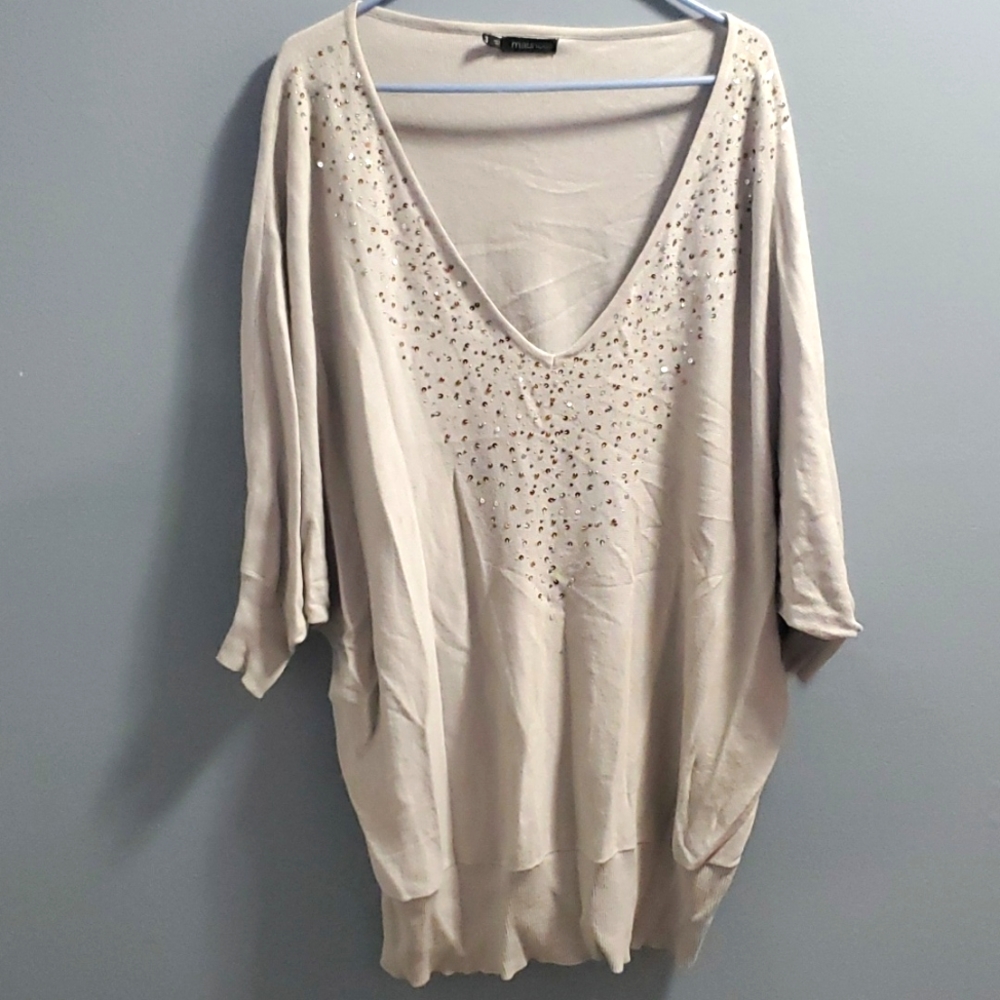 Grey sparkly shirt